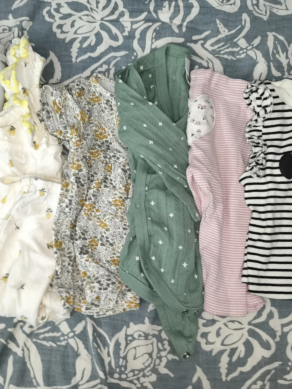 Baby girl bundle of 12 baby clothes 3m-9m
